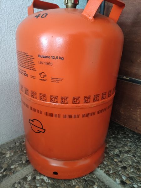 7x leere 12,5 Repsol Butan Flaschen