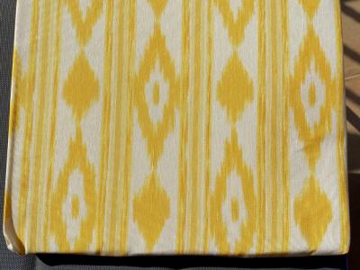 8 neue, gelb/weiße handgenähte Sitzkissen mit Klettverschluss usw.