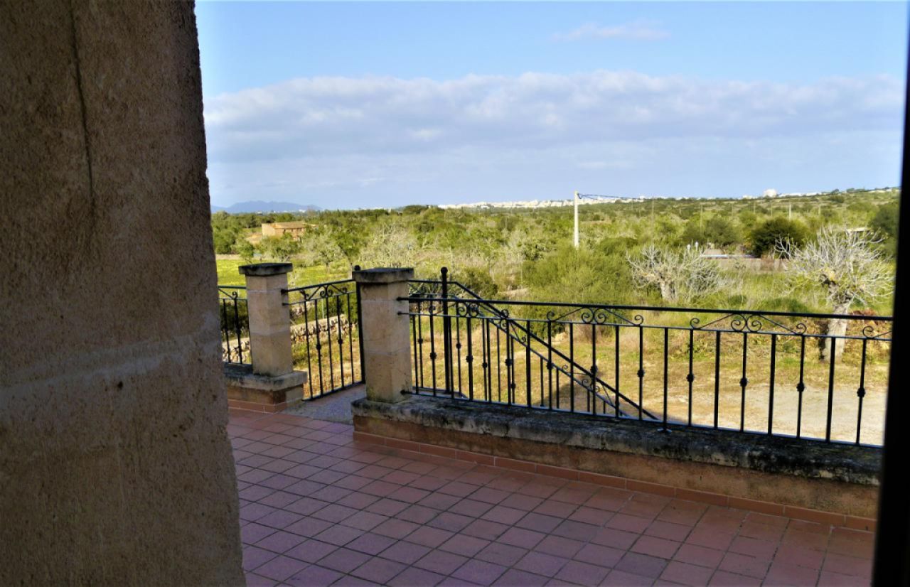 AB JANUAR 26:  Zweietagenfinca mit Pool und Ölzentralheizung bei Cala Mandia -- F 269