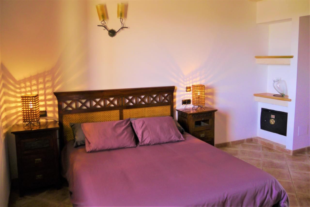 AB JANUAR 26:  Zweietagenfinca mit Pool und Ölzentralheizung bei Cala Mandia -- F 269