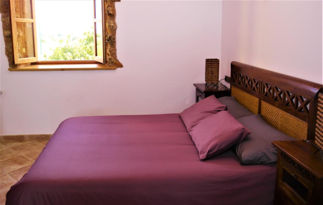 AB JANUAR 26:  Zweietagenfinca mit Pool und Ölzentralheizung bei Cala Mandia -- F 269