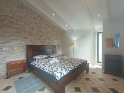 AB JUNI 27; Chalet mit Garten, Pool und Fussbodenheizung in Cala LLombards -- CH 87