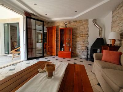 AB JUNI 27; Chalet mit Garten, Pool und Fussbodenheizung in Cala LLombards -- CH 87