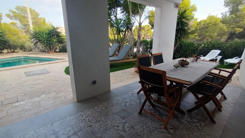 AB JUNI 27; Chalet mit Garten, Pool und Fussbodenheizung in Cala LLombards -- CH 87