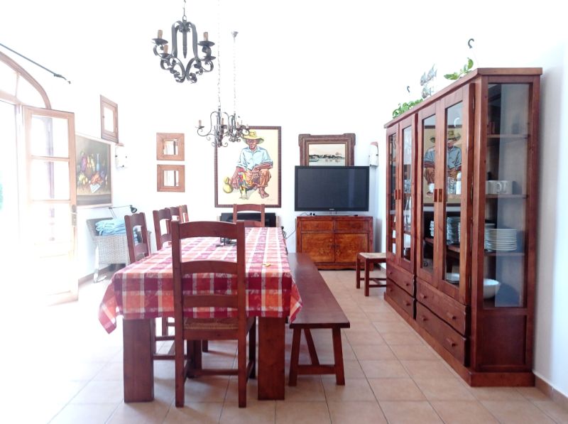 AB NOV 24 frei: Large finca with pool and heating near Portocolom-- F 195