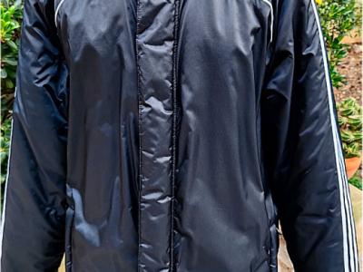 ADIDAS Herren Winterjacke Wasser- und Windabweisend, Farbe Schwarz, Größe L