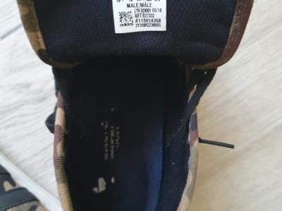 ADIDAS Turnschuhe !!! NEUWERTIG!!!