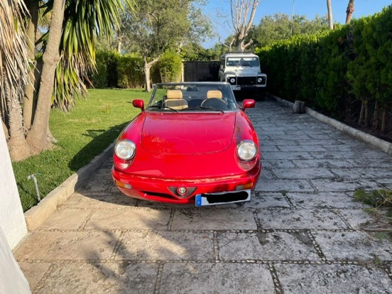 Alfa Spider 2l red