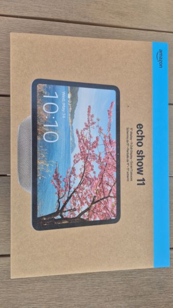 Amazon Echo Show 11 (latest generation) – 11-inch Full-HD display, 3D audio, White