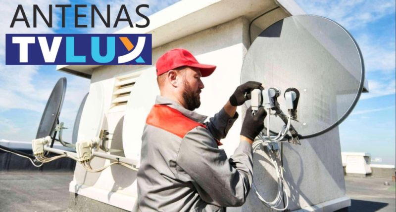 Antenneninstallateur für deutsche Sender, Satellitenschüssel