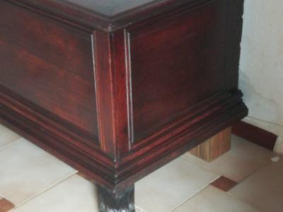 Antike Holzkommode - Truhe