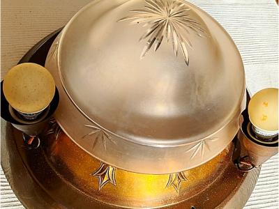 antike, sehr dekorative Deckenleuchte, Messing und Kristall, Jugendstil