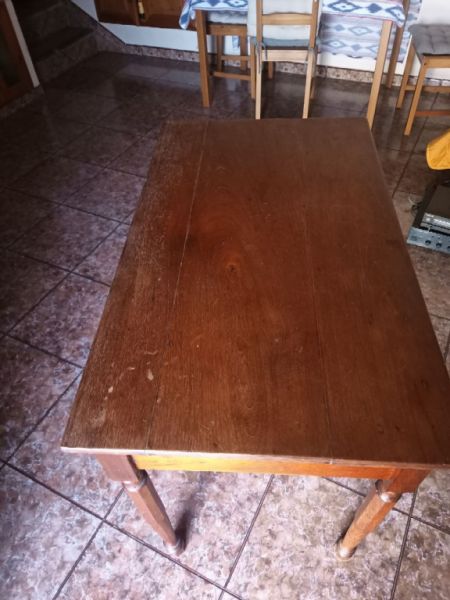 Antiker Beistelltisch