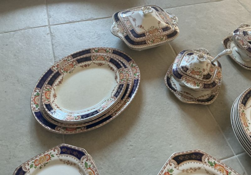 Antique English tableware set, Stratford, England