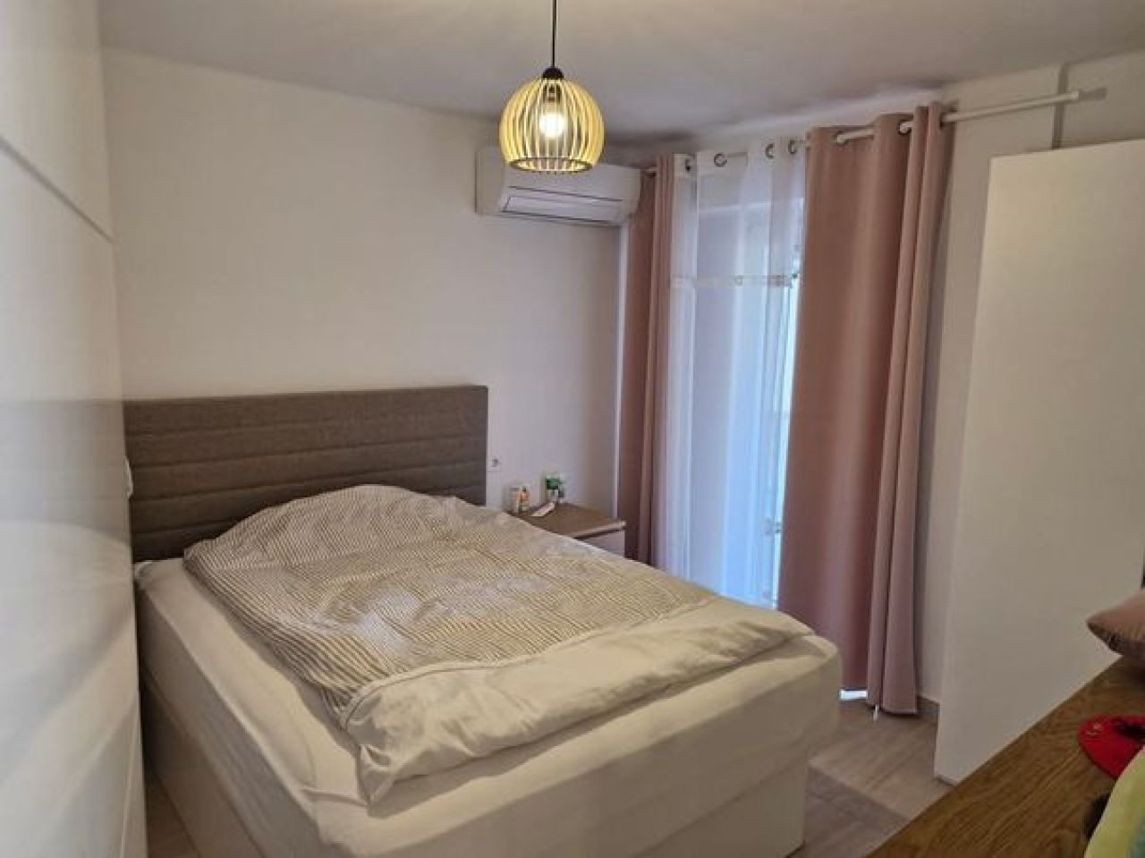 Arenal, large apartment with sea view