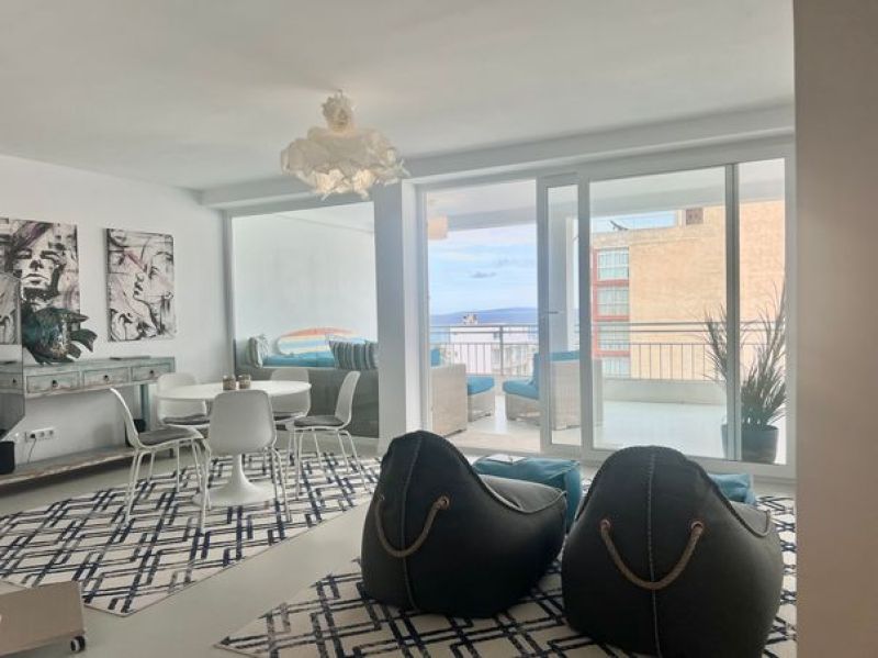 Arenal with sea view