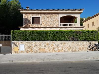 Arenal - Villa cerca de la playa