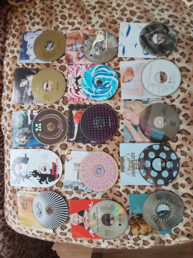 Auflösung der Madonna Sammlung mit Stücken original aus den 80er