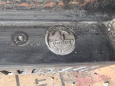 Ausgezeichneter *Spartherm*. Holzkamineinsatz aus Gusseisen.