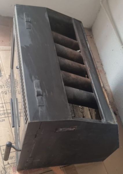 Ausgezeichneter *Spartherm*. Holzkamineinsatz aus Gusseisen.