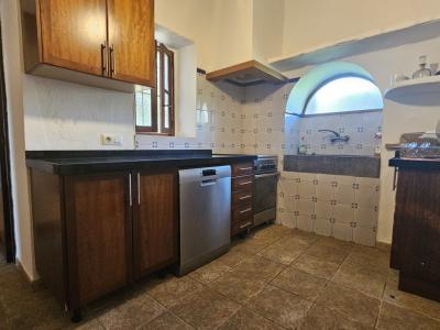 Authentic and lovingly renovated finca, pool, central heating, energy-efficient, no AC