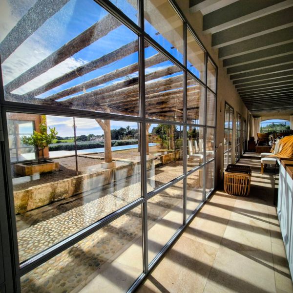 Avantgarde und Natur: Luxusvilla mit Panoramablick zwischen Porto Colom und Manacor