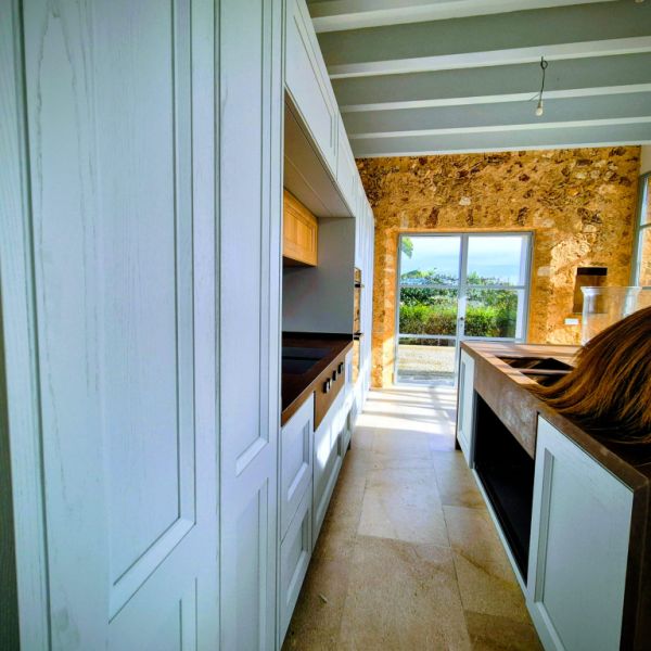 Avantgarde und Natur: Luxusvilla mit Panoramablick zwischen Porto Colom und Manacor