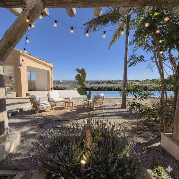 Avantgarde und Natur: Luxusvilla mit Panoramablick zwischen Porto Colom und Manacor