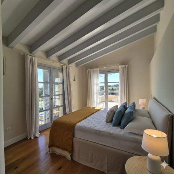 Avantgarde und Natur: Luxusvilla mit Panoramablick zwischen Porto Colom und Manacor