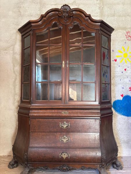 Barock-Kabinettschrank