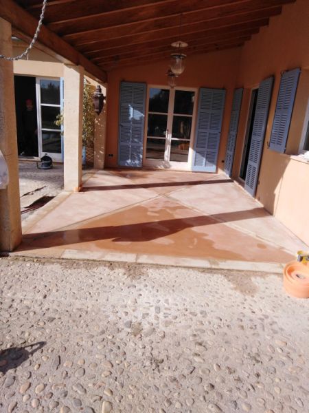 Bau und allgemeine Renovierungen.