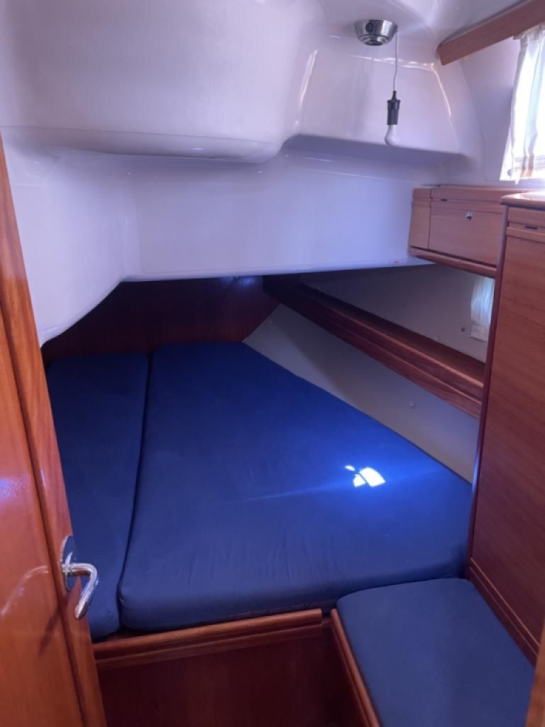 Bavaria Cruiser 39 Sailboat, mooring takeover possible