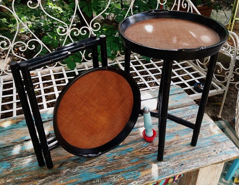 Beistell/Nachttischchen