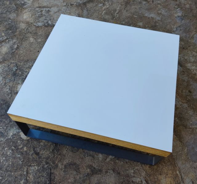 Side table / Terrace table