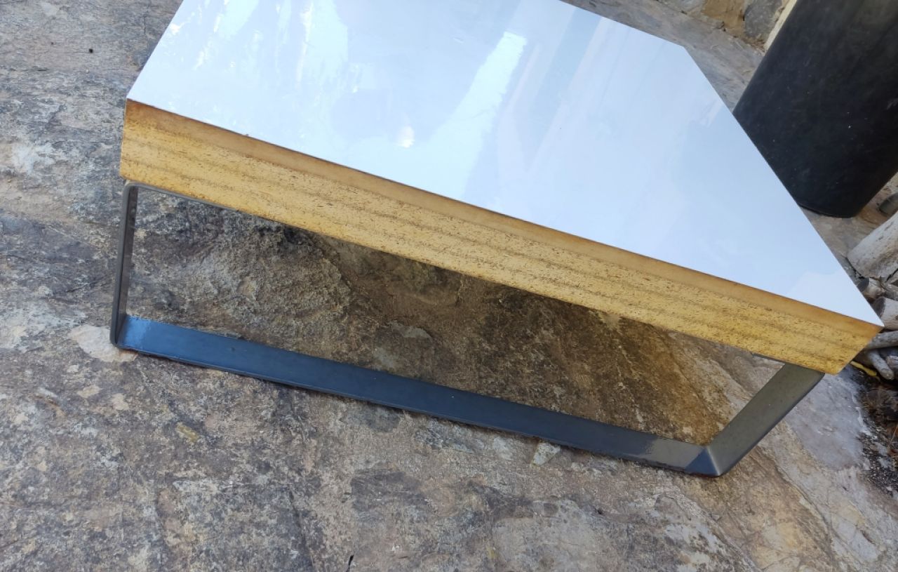 Side table / Terrace table