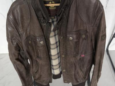 Belstaff Lederjacke abzugeben