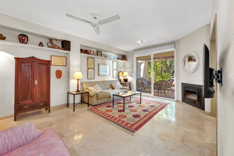 Bendinat , con acceso a la playa