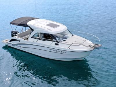 Beneteau Antares 8.0B Motorboot mit Liegeplatz Übernahme