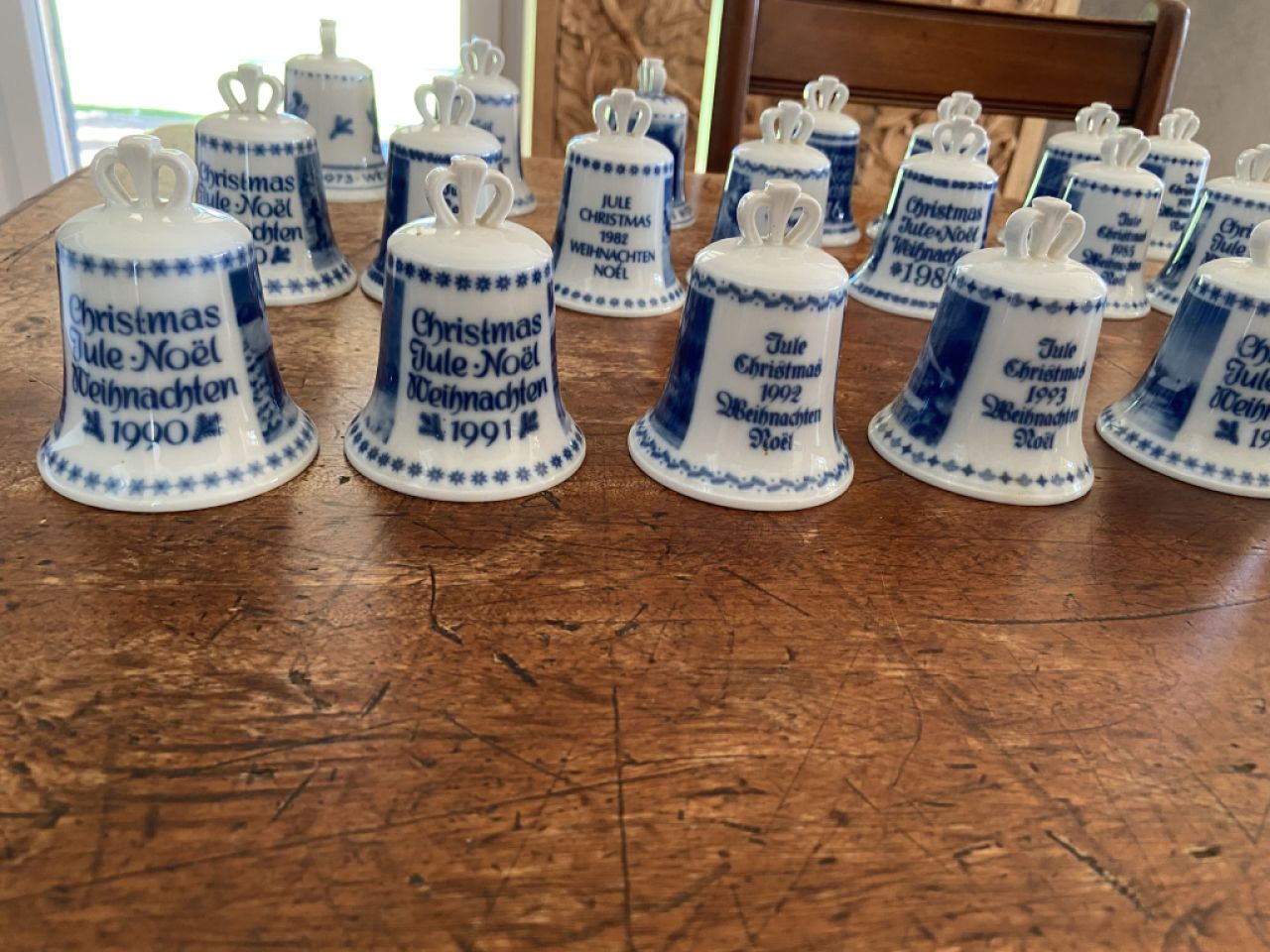 Colección completa de campanas navideñas de Berlín de 1973 a 1995