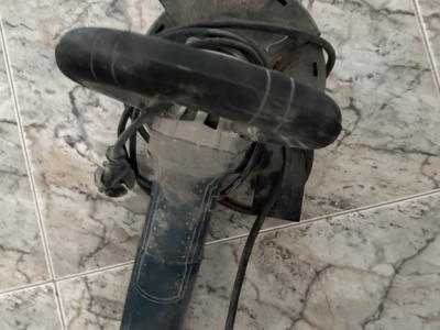 Concrete grinder, refurbishment grinder