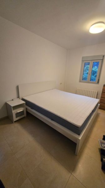 Bett 1,80 x 2,00 NEU Unbenutzt