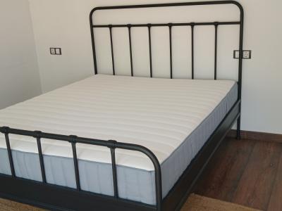 Bett/Matratze + Lattenrost