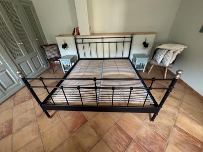 Metal bed 1.80x2.00 m with slatted frame