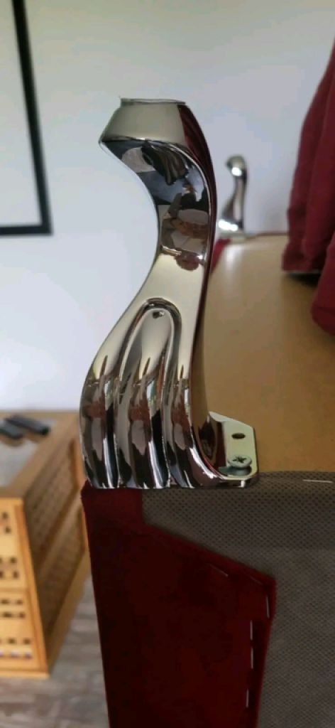 Bett mit Einbauschrank