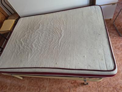 Bed frame with integrated slatted frame 1,35 m x 1,90 m for sale in Arenal