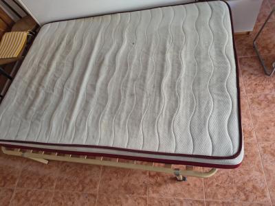 Bed frame with integrated slatted frame 1,35 m x 1,90 m for sale in Arenal