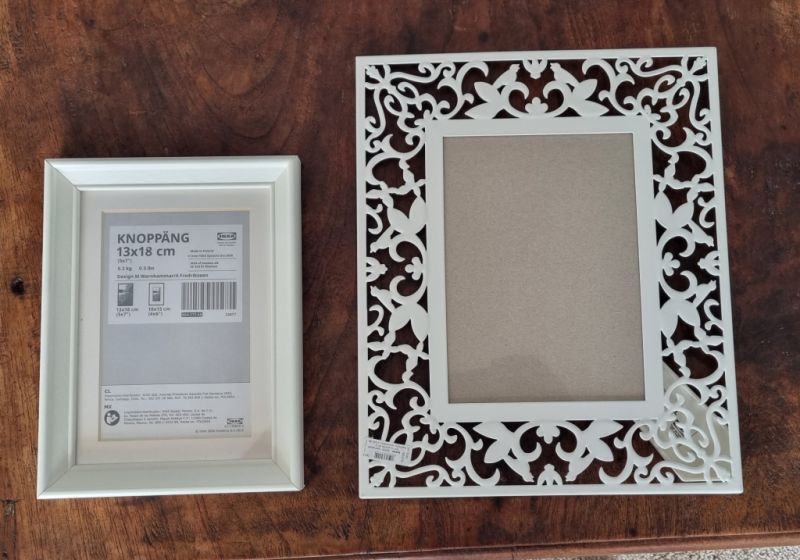 White picture frame