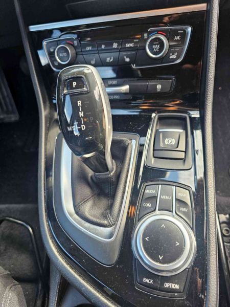 BMW 218d Active Tourer (2018) – Spanish registration – Very well maintained