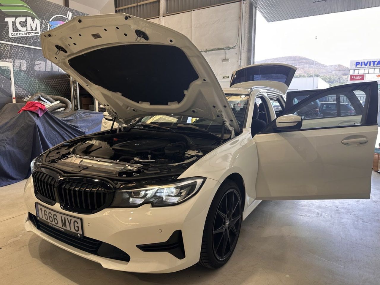 BMW 320d Touring AUTOMATIK, Modell 2020, Top Zustand, 190 PS