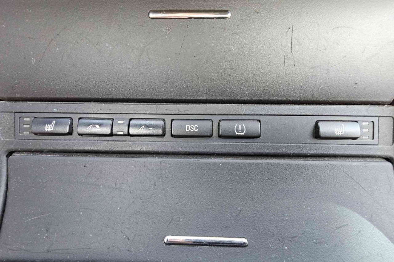 BMW 325Ci Convertible (2005) – Spanish Registration – Top Condition – €7,990 negotiable